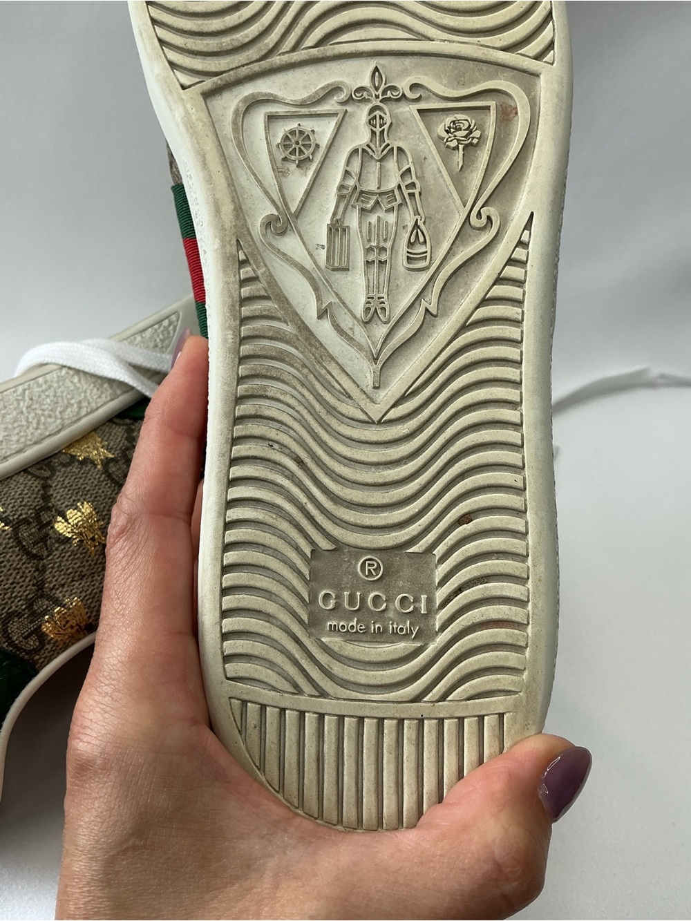Gucci | Ace GG Supreme Bee Web Stripe Low-Top Sneakers Made In Italy - Picture 7 of 9